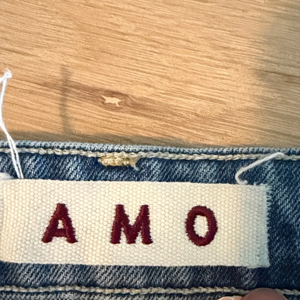 AMO Syd Jeans - Picture 6 of 8